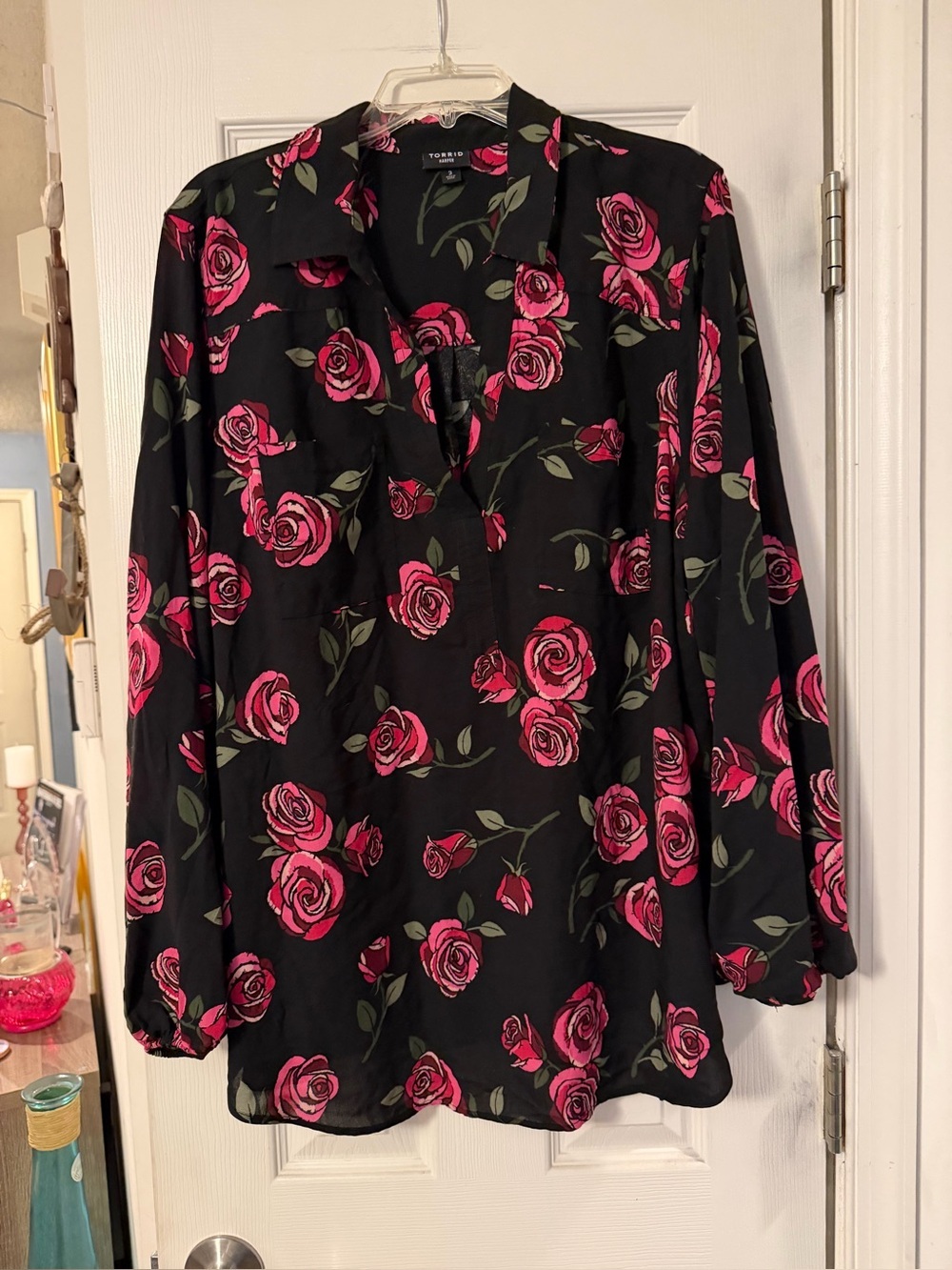 torrid Black Blouse with Hot Pink Rose Print